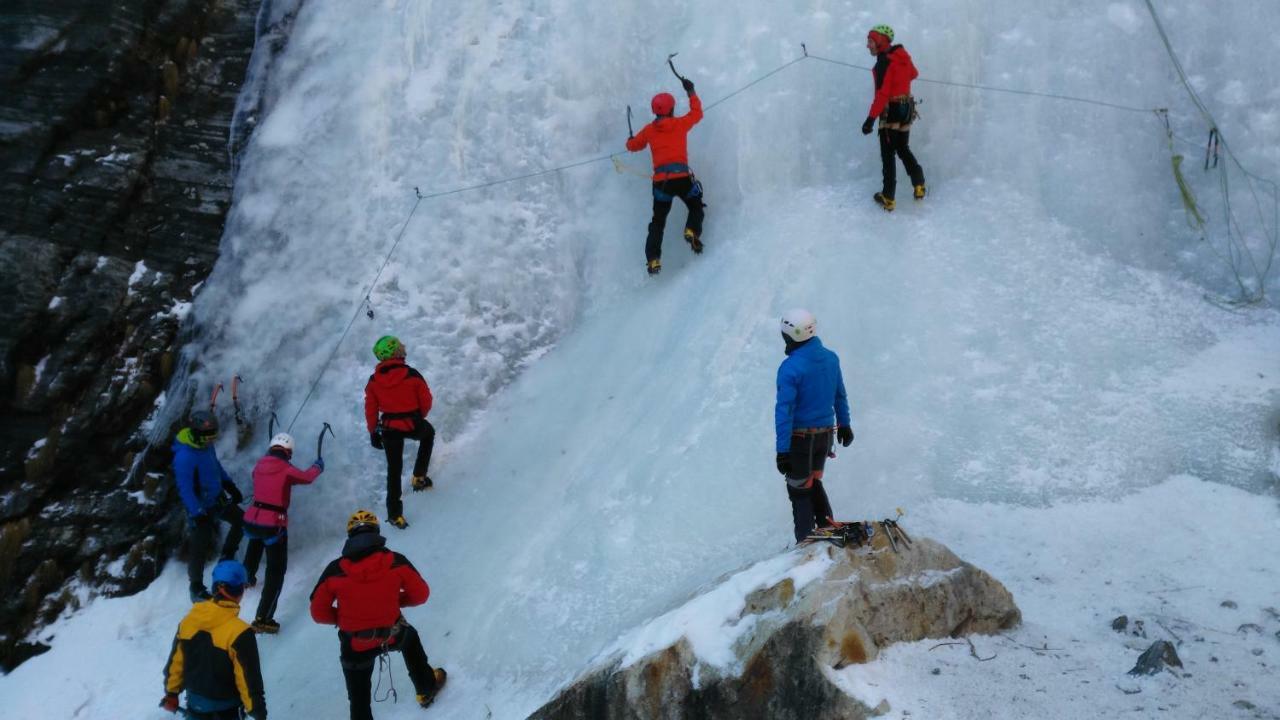 Masherbrum Outdoor Travelling Hostel Chengdu Exteriör bild
